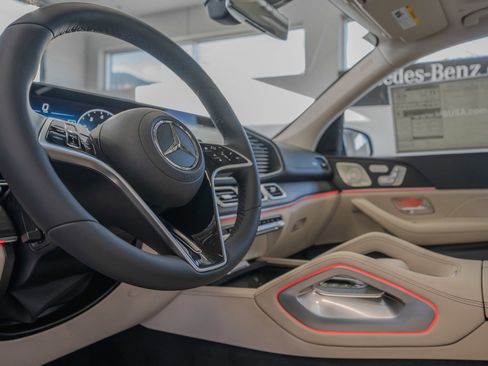 New 2026 Mercedes-Benz GLE 450 4MATIC image 7