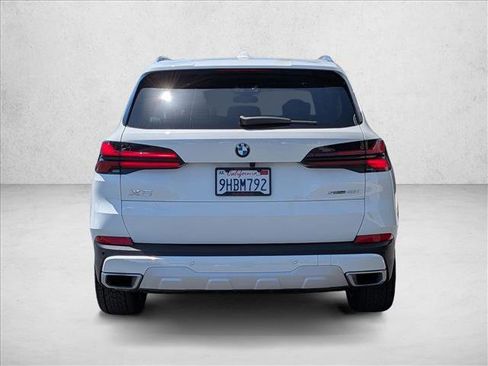 Used 2024 BMW X5 sDrive40i w/ Premium Package RWD image 7