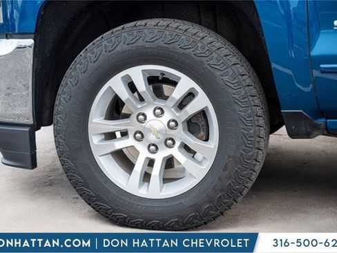 Used 2018 Chevrolet Silverado 1500 LT w/ All Star Edition image 37