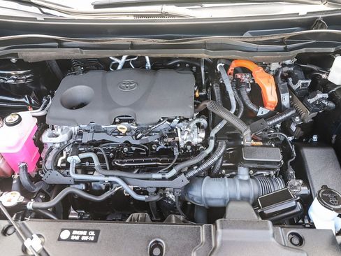 Certified 2023 Toyota Sienna Limited AWD/4WD image 28