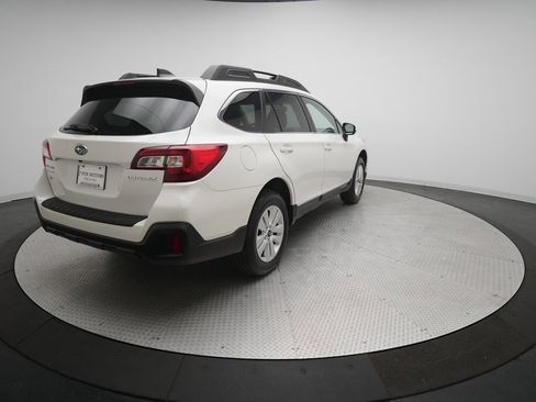 Used 2018 Subaru Outback 2.5i Premium image 37
