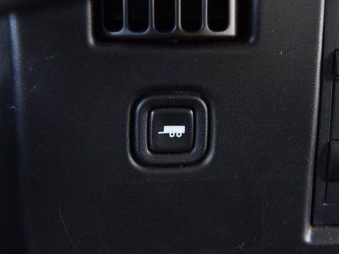 Used 2024 GMC Savana 2500 w/ Driver Convenience Package image 15