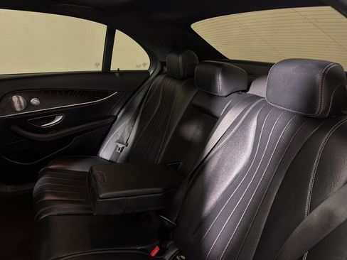 Used 2019 Mercedes-Benz E 300 image 32