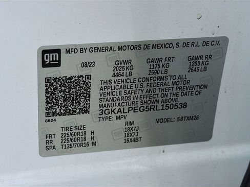 Used 2024 GMC Terrain SLT image 31