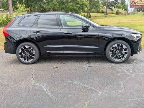Used 2026 Volvo XC60 B5 Plus w/ Protection Package Premier AWD/4WD image 7