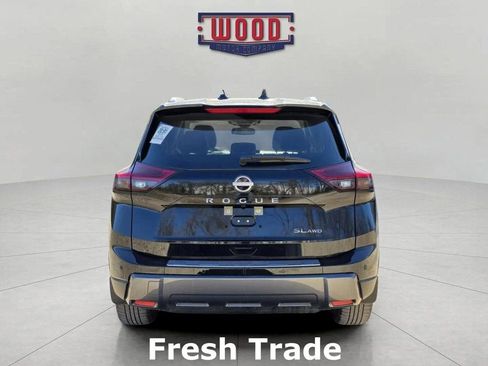 Used 2025 Nissan Rogue SL w/ Tech Package image 5