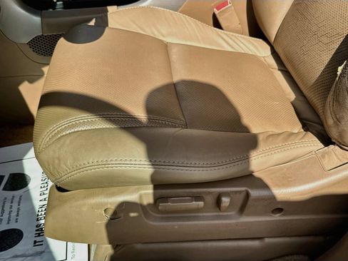 Used 2004 Honda Pilot EX image 21