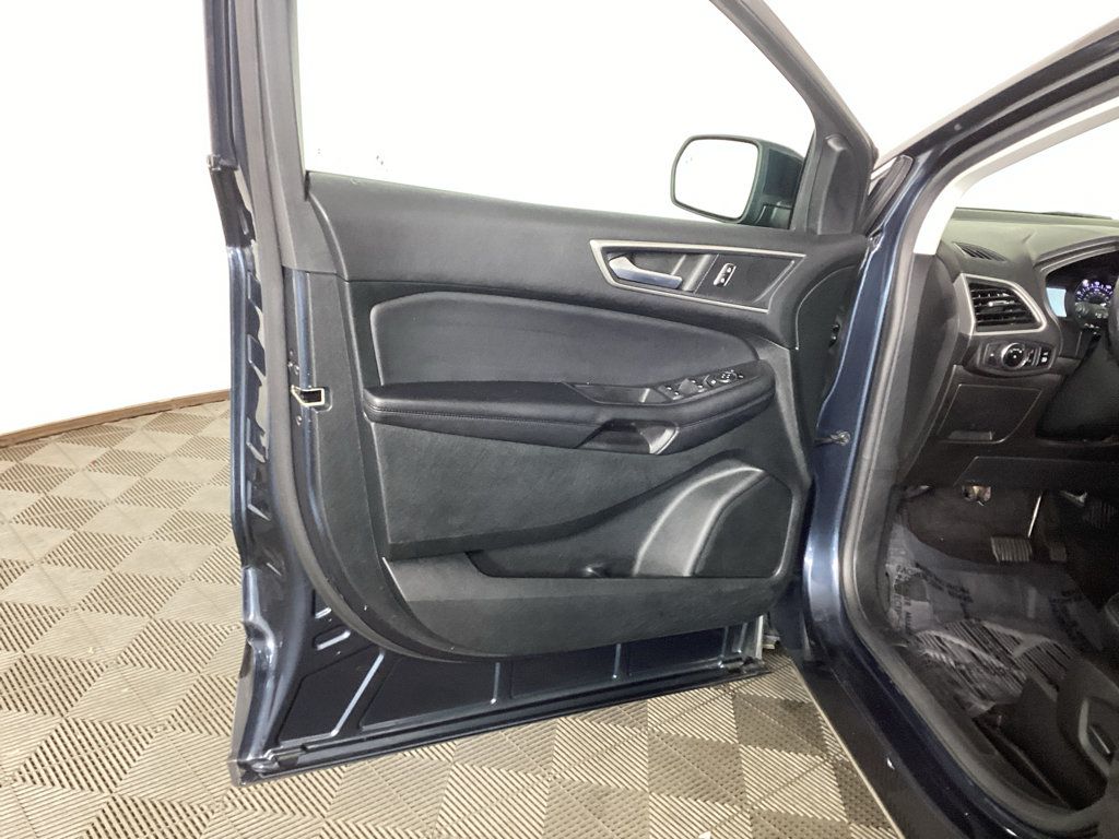 Used 2023 Ford Edge SEL w/ Convenience Package AWD/4WD image 15