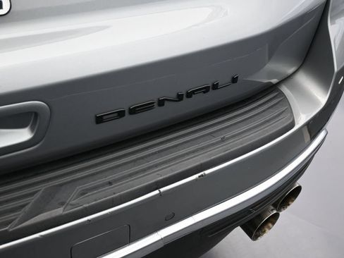 Used 2024 GMC Yukon XL Denali RWD image 50