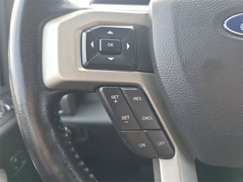 Used 2022 Ford F450 Lariat w/ Lariat Value Package image 17