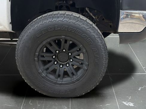 Used 2007 Chevrolet Silverado 2500 LT w/ Skid Plate Package image 14