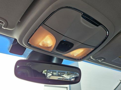 Used 2019 Jeep Cherokee Trailhawk image 19