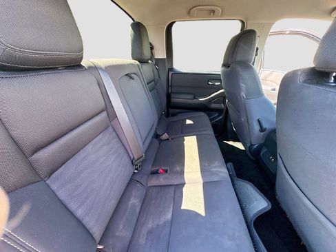 Used 2022 Nissan Frontier SV w/ Technology Package image 28