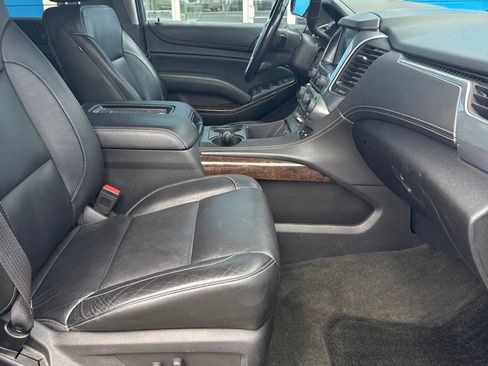 Used 2016 Chevrolet Tahoe LT w/ Luxury Package AWD/4WD image 18