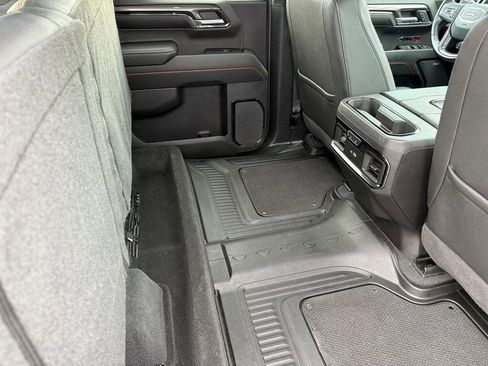 Used 2022 GMC Sierra 1500 AT4 w/ AT4 Preferred Package image 18