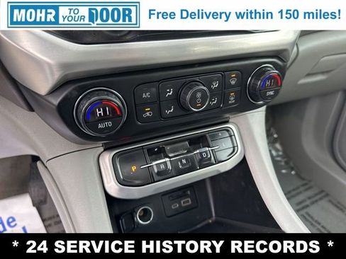 Used 2020 GMC Acadia SLT w/ Driver Alert Package II image 17