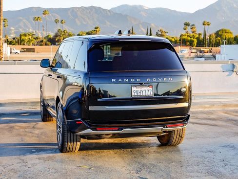 Used 2023 Land Rover Range Rover SE image 6