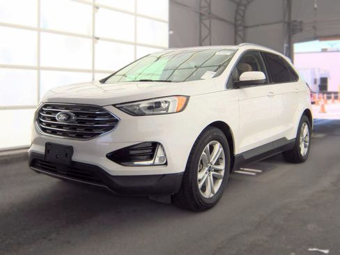 Used 2020 Ford Edge SEL w/ Convenience Package FWD image 3