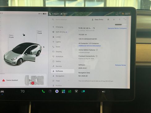 Used 2018 Tesla Model 3 Long Range RWD image 13