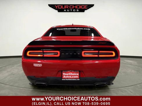 Used 2018 Dodge Challenger SXT Plus RWD image 4