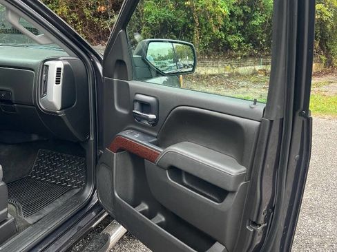 Used 2014 GMC Sierra 1500 SLE w/ SLE Value Package image 6