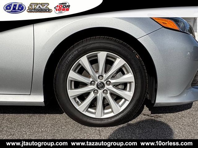 Used 2019 Toyota Camry LE FWD image 7