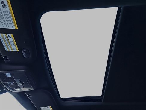 Used 2018 Ford Expedition Limited w/ Equipment Group 301A image 32