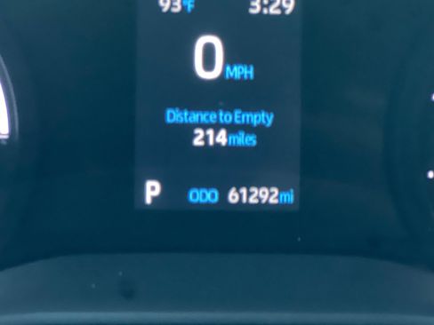 Used 2024 Toyota Sienna LE AWD/4WD image 29