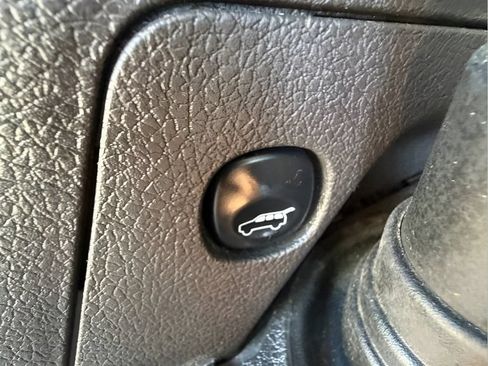 Used 2018 Ford Flex SEL w/ Equipment Group 202A FWD image 13