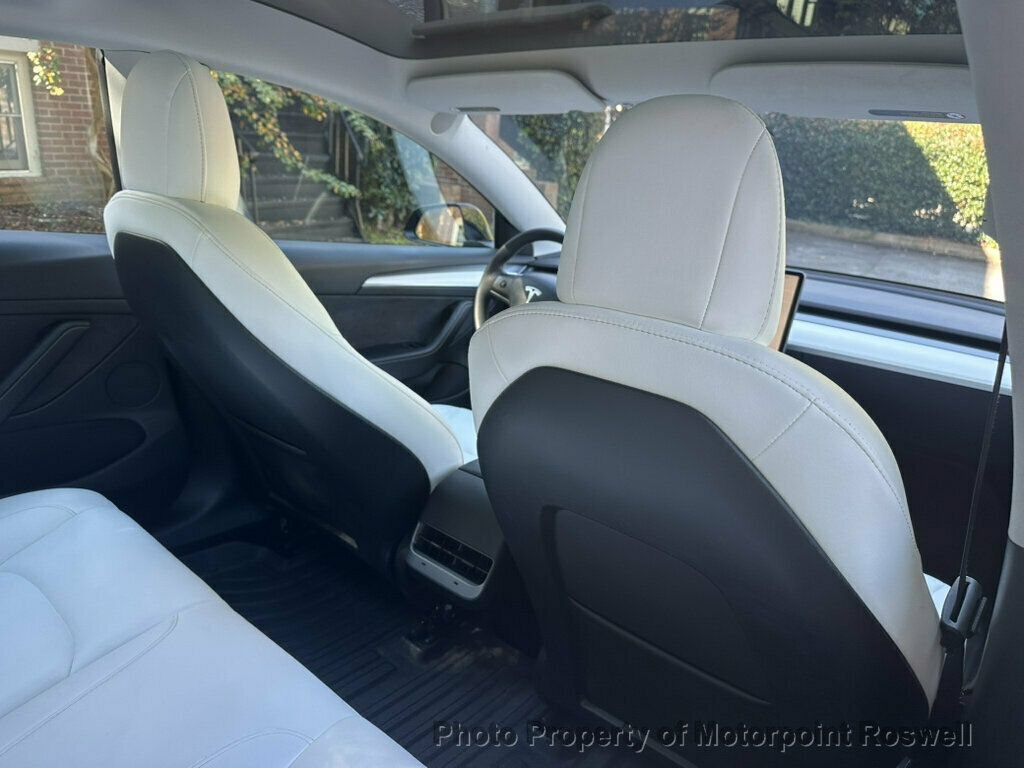Used 2023 Tesla Model 3 Standard Range RWD image 17