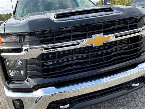 New 2025 Chevrolet Silverado 2500 LT image 16