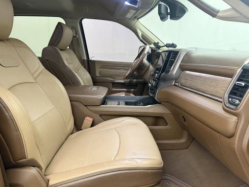 Used 2019 RAM 3500 Limited image 11