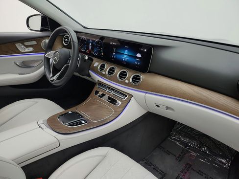 Used 2022 Mercedes-Benz E 350 Sedan image 26