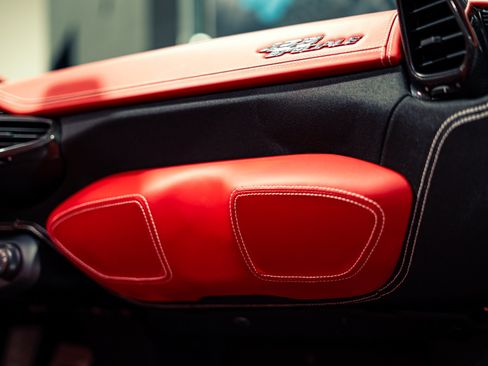Used 2015 Ferrari 458 Speciale Coupe RWD image 46