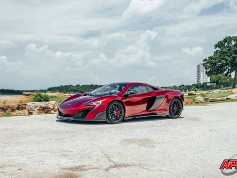 Used 2016 McLaren 675LT Coupe RWD image 50