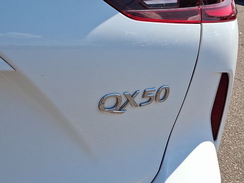 Certified 2023 INFINITI QX50 Luxe w/ Cargo Package AWD/4WD image 30