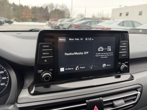 Used 2021 Kia Seltos LX image 25