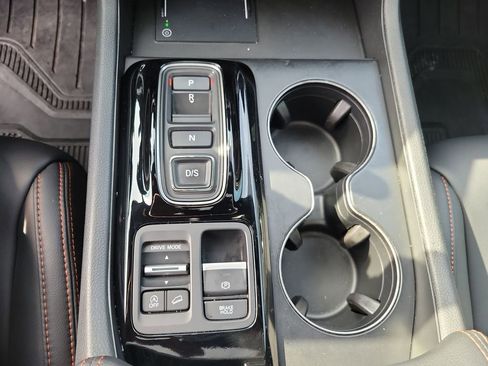 Used 2025 Honda Pilot TrailSport image 39
