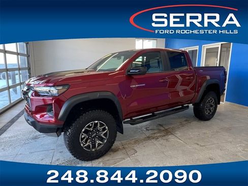 Used 2025 Chevrolet Colorado ZR2 w/ Technology Package image 1