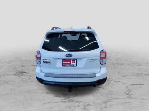 Used 2017 Subaru Forester 2.5i Limited AWD/4WD image 9