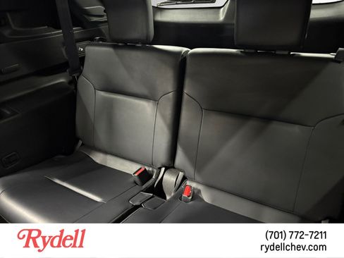 Used 2024 Mitsubishi Outlander SE AWD/4WD image 16