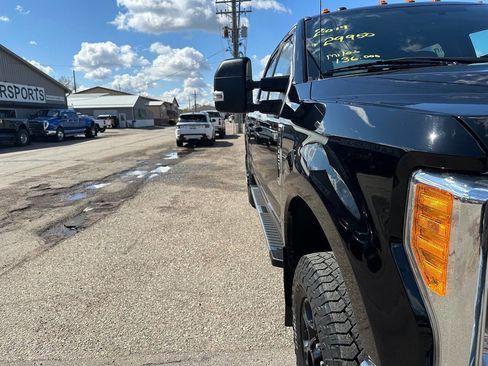 Used 2017 Ford F250 XLT w/ XLT Value Package AWD/4WD image 29