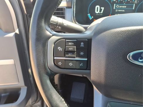 Used 2022 Ford F150 Lariat w/ Equipment Group 502A High AWD/4WD image 16