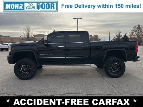 Used 2016 GMC Sierra 2500 Denali w/ Duramax Plus Package image 8