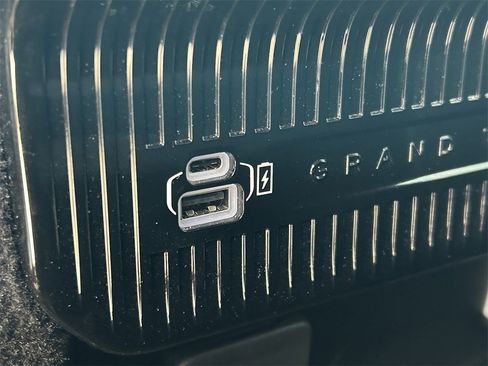 Used 2024 Jeep Grand Wagoneer L Series II w/ Quick Order Packagew 28T image 27