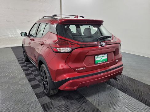 Used 2022 Nissan Kicks SR w/ Interior Electronics Package FWD image 5