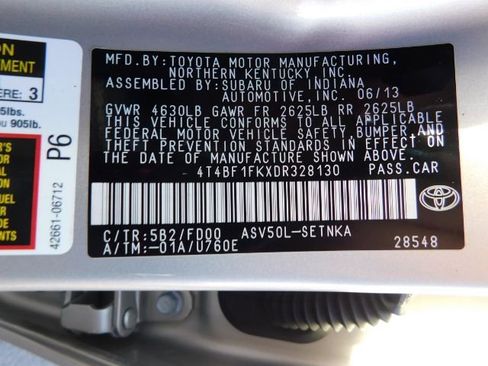 Used 2013 Toyota Camry L image 18