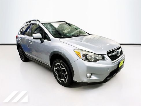 Used 2015 Subaru Crosstrek 2.0i Premium AWD/4WD image 3