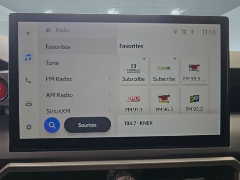 Used 2024 Toyota Tacoma TRD Off-Road w/ TRD Off Road Premium Package image 20