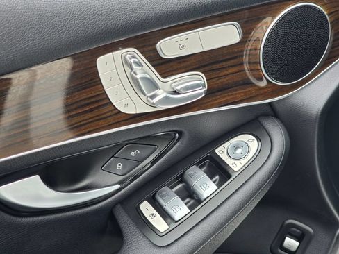 Used 2017 Mercedes-Benz GLC 300 4MATIC Coupe image 35